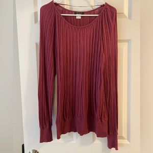 Maroon lightweight sweater